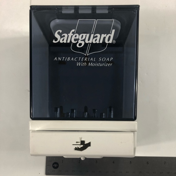 Safeguard Wall Mounted Liquid Soap Dispenser - Picture 4 of 7